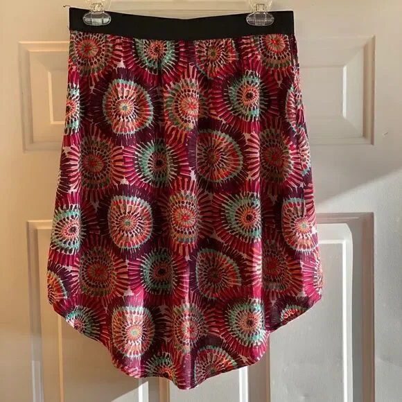 American Rag- Multi Color High Low Skirt-Like New - Picture 2 of 2